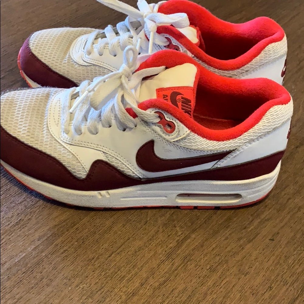 Nike air max